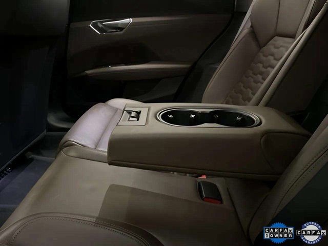 Used 2022 Audi e-tron GT Premium Plus image 67
