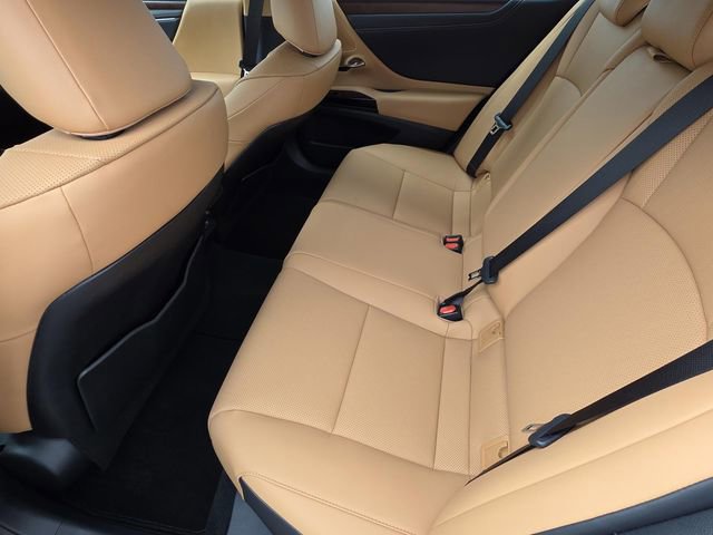Certified 2024 Lexus ES 350 w/ Premium Package image 9