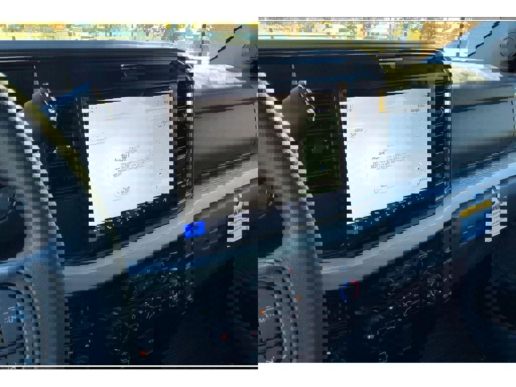 New 2026 Ford F250 XLT w/ XLT Premium Package image 8