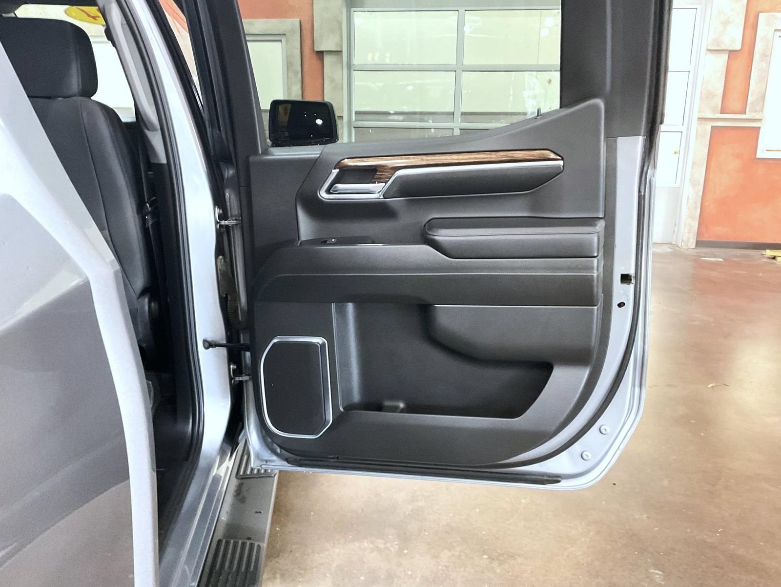 Certified 2024 GMC Sierra 1500 Elevation w/ X31 Off-Road Package AWD/4WD image 18