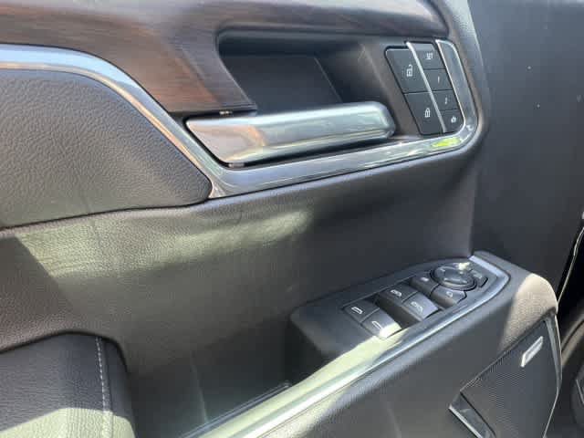 Used 2024 GMC Sierra 1500 SLT w/ SLT Premium Plus Package AWD/4WD image 13
