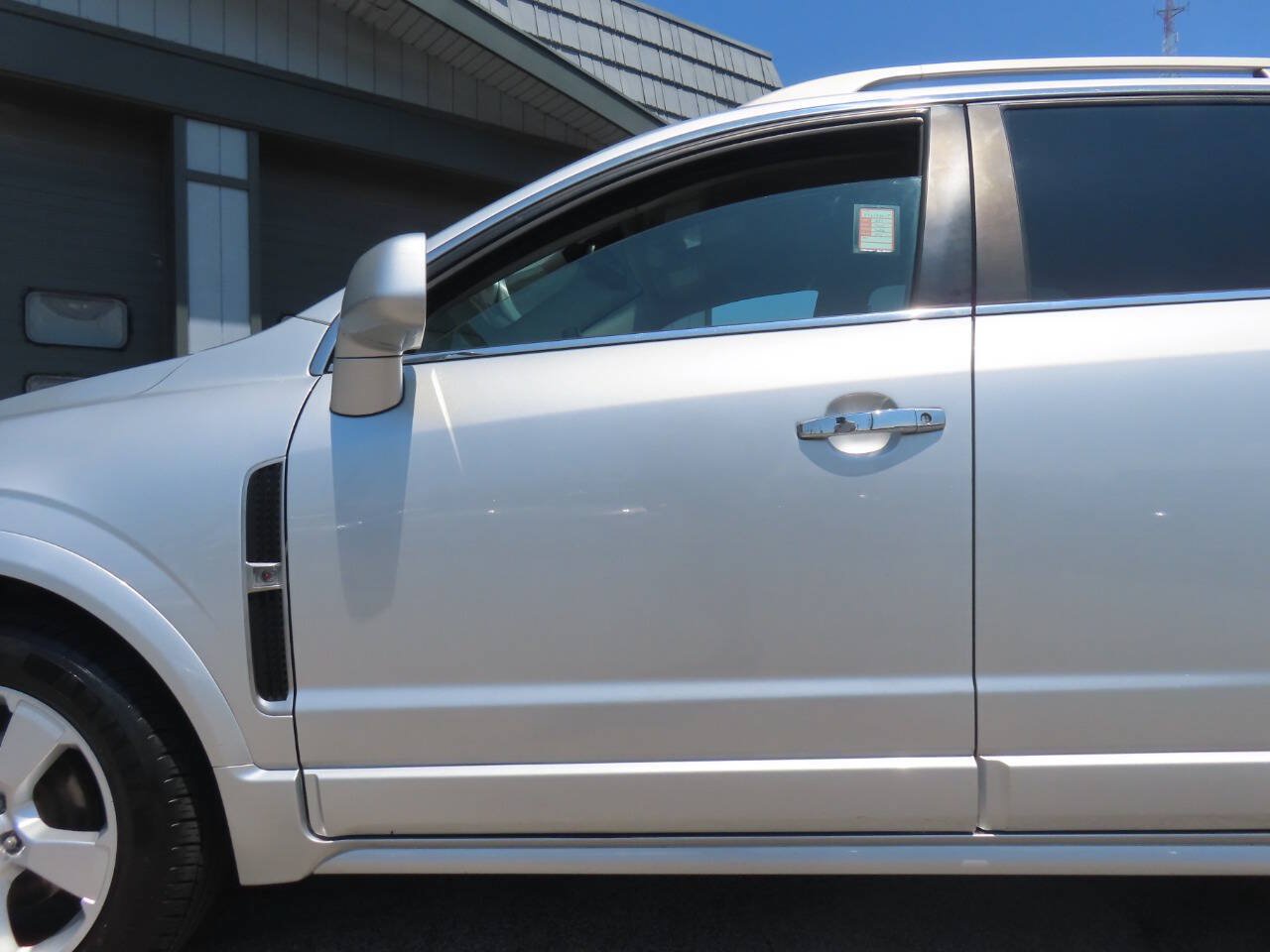 Used 2014 Chevrolet Captiva Sport LT FWD image 26