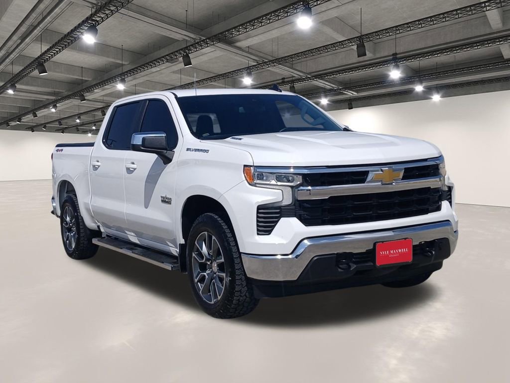 Used 2024 Chevrolet Silverado 1500 LT w/ Texas Edition Plus AWD/4WD image 2