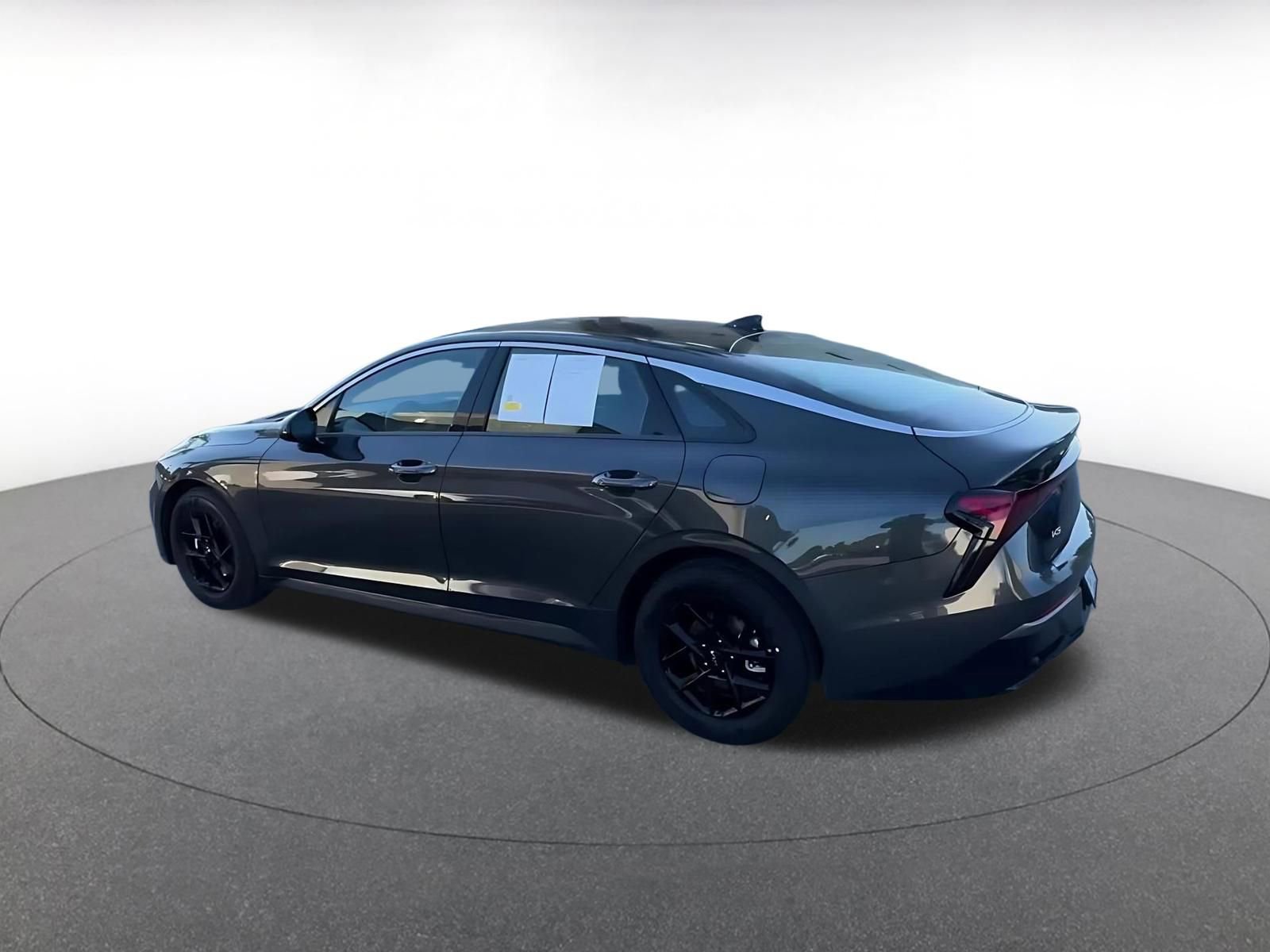 Used 2025 Kia K5 LXS image 11