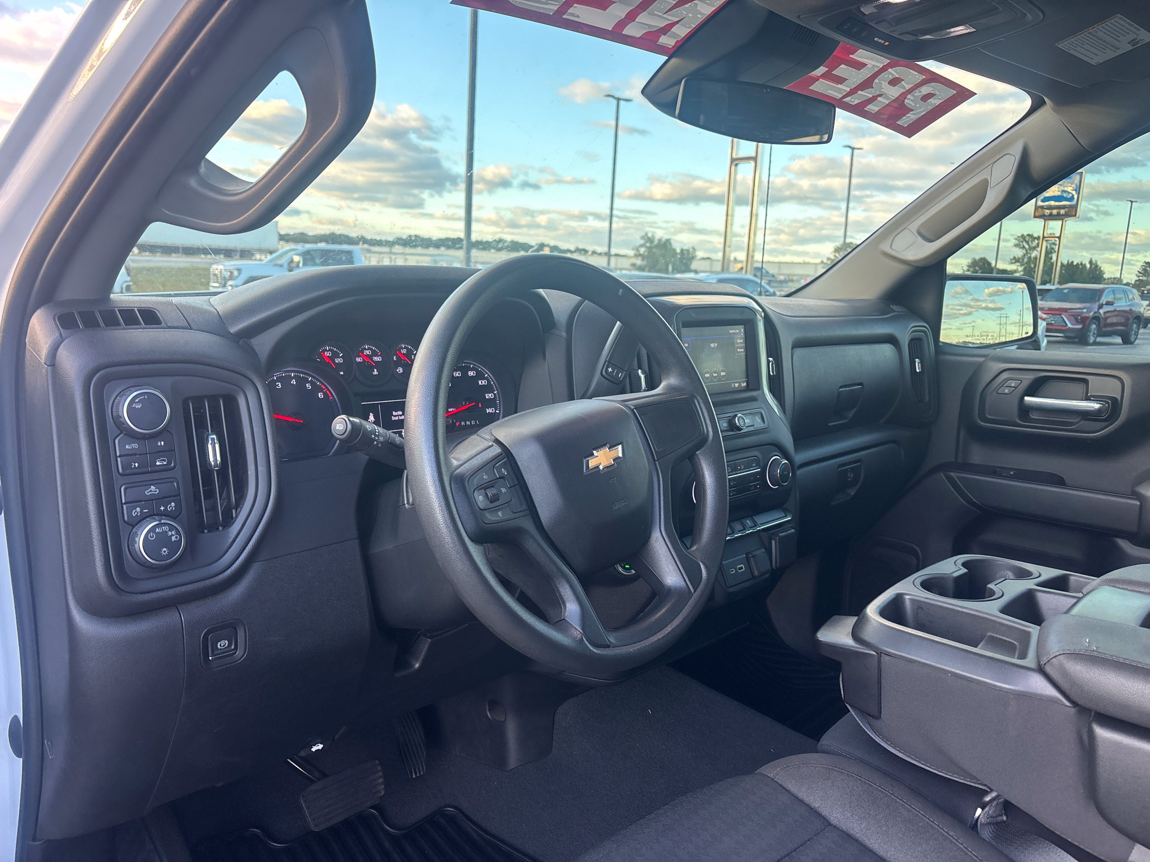 Used 2022 Chevrolet Silverado 1500 Custom AWD/4WD image 10
