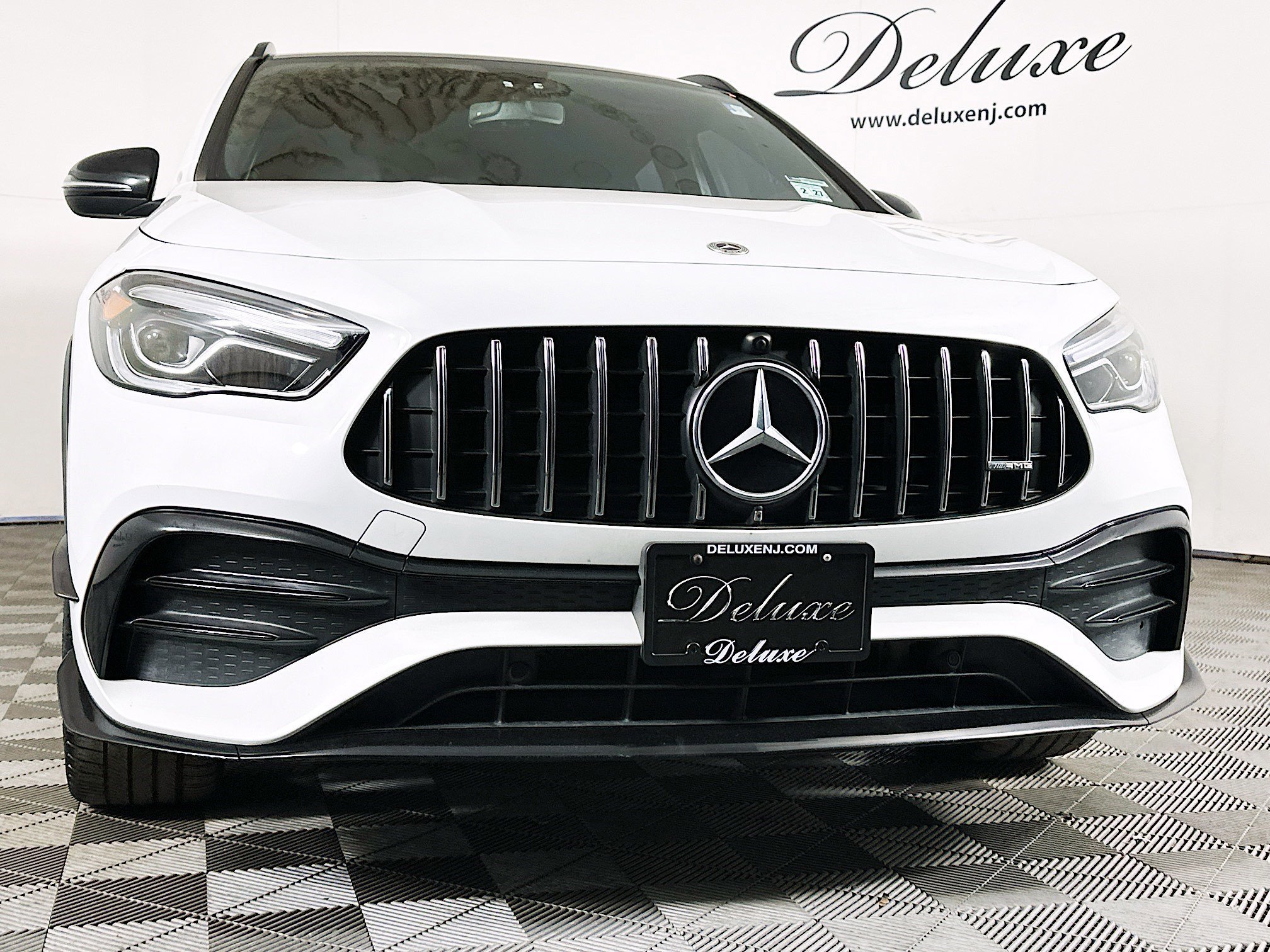 Used 2022 Mercedes-Benz GLA 35 AMG 4MATIC w/ AMG Aerodynamic Package image 32