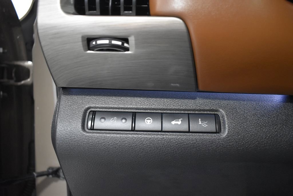 Certified 2023 Nissan Pathfinder Platinum image 19