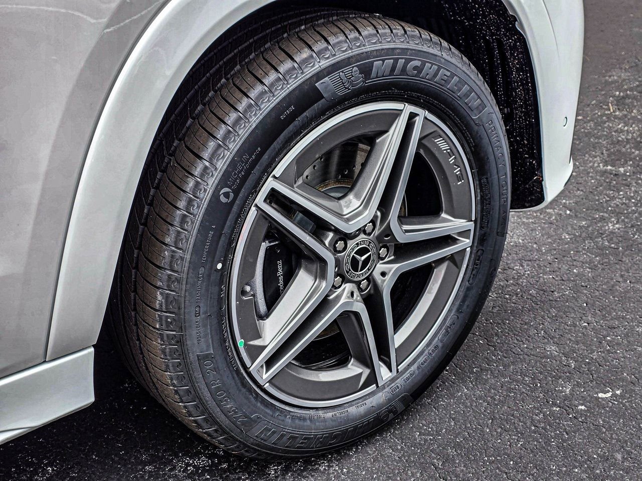 New 2026 Mercedes-Benz GLE 450 4MATIC image 9