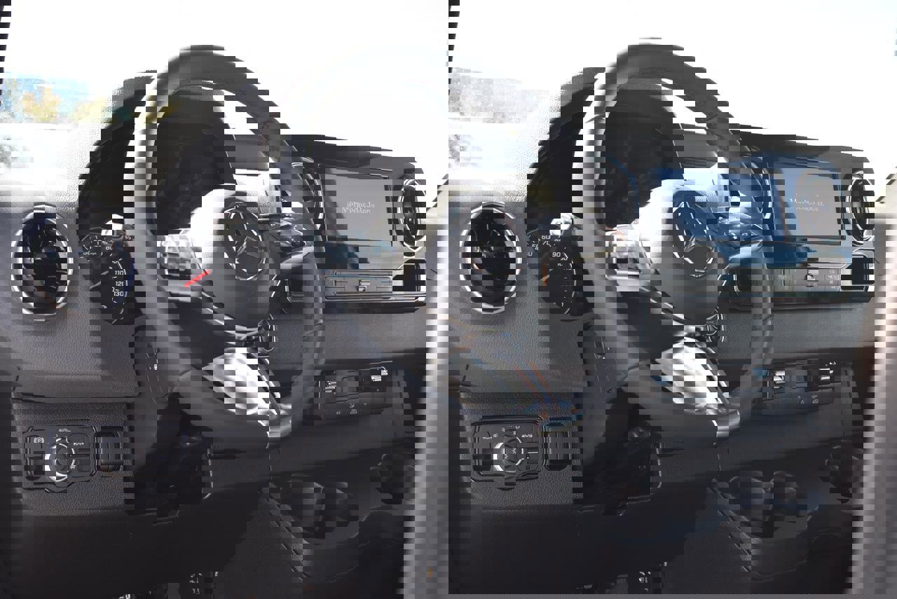 New 2025 Mercedes-Benz Sprinter 2500 image 10