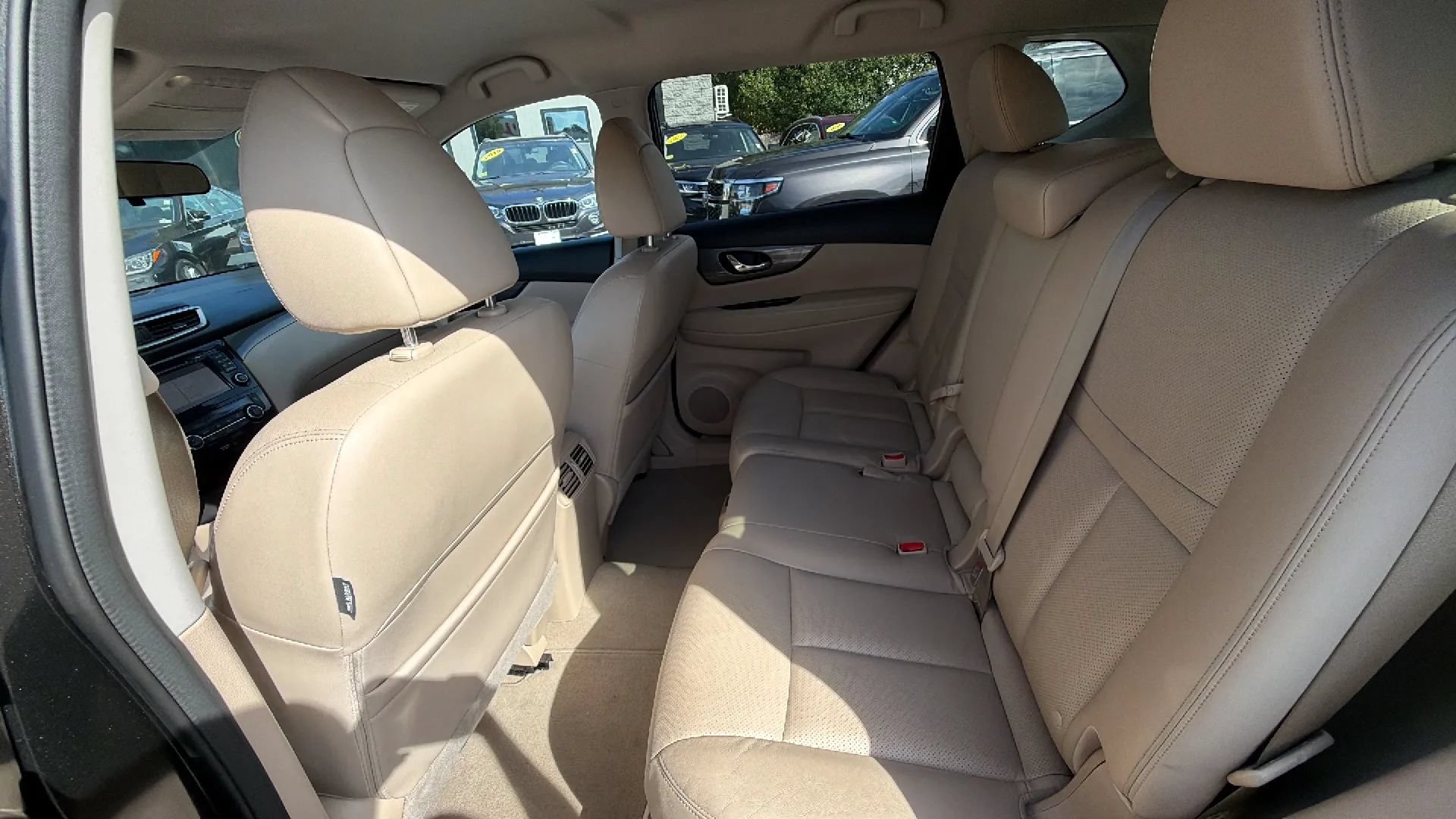 Used 2014 Nissan Rogue SL AWD/4WD image 13