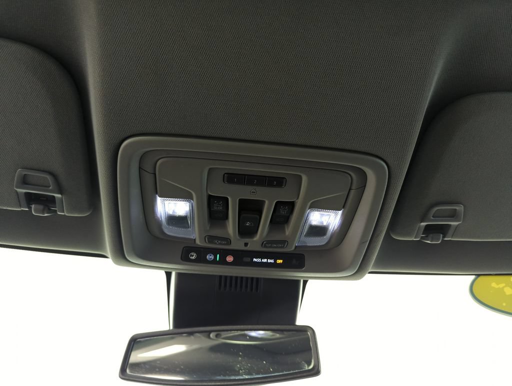 Used 2023 GMC Sierra 1500 Denali AWD/4WD image 25