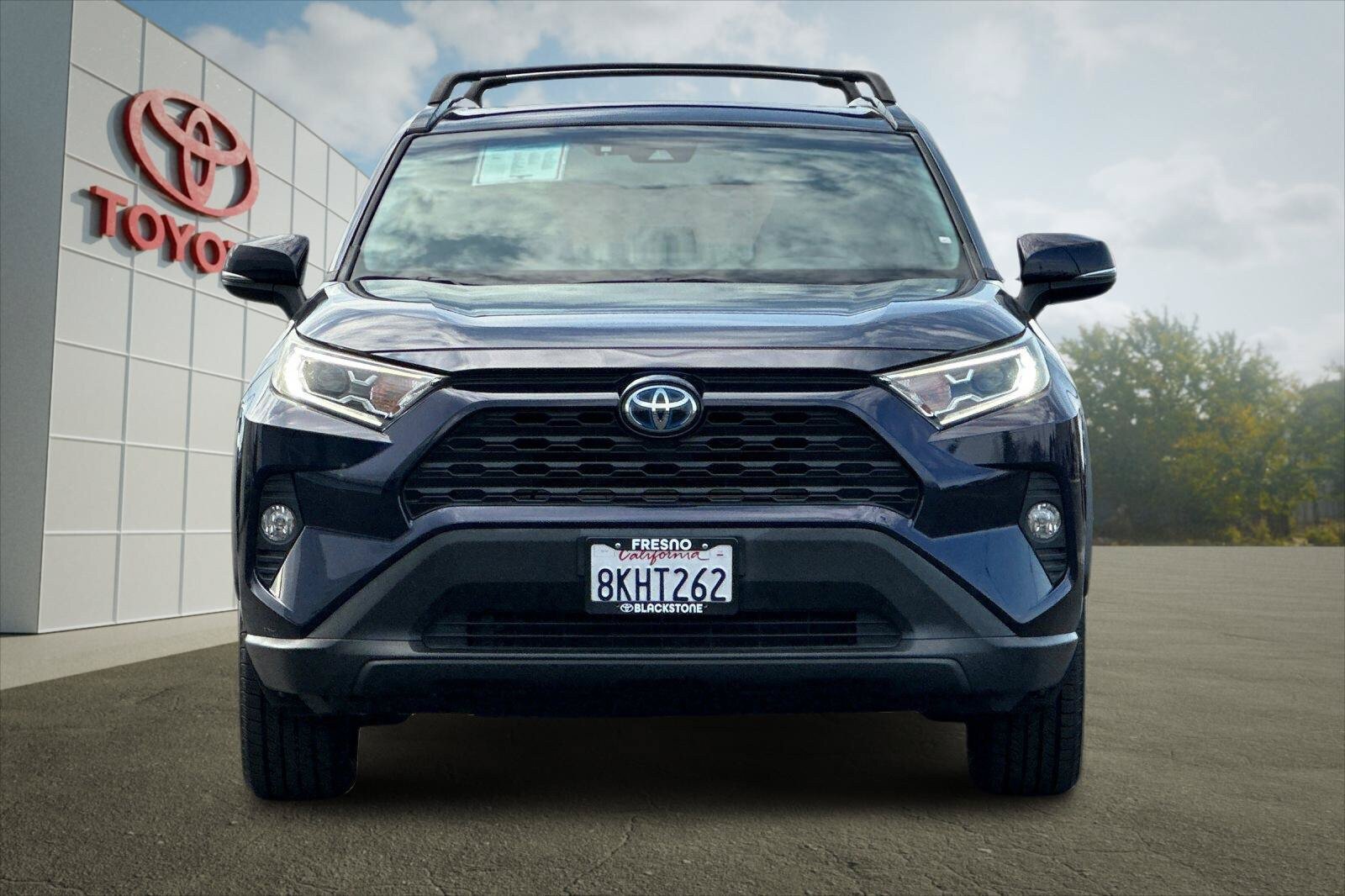 Certified 2019 Toyota RAV4 XLE w/ Convenience Package AWD/4WD image 8
