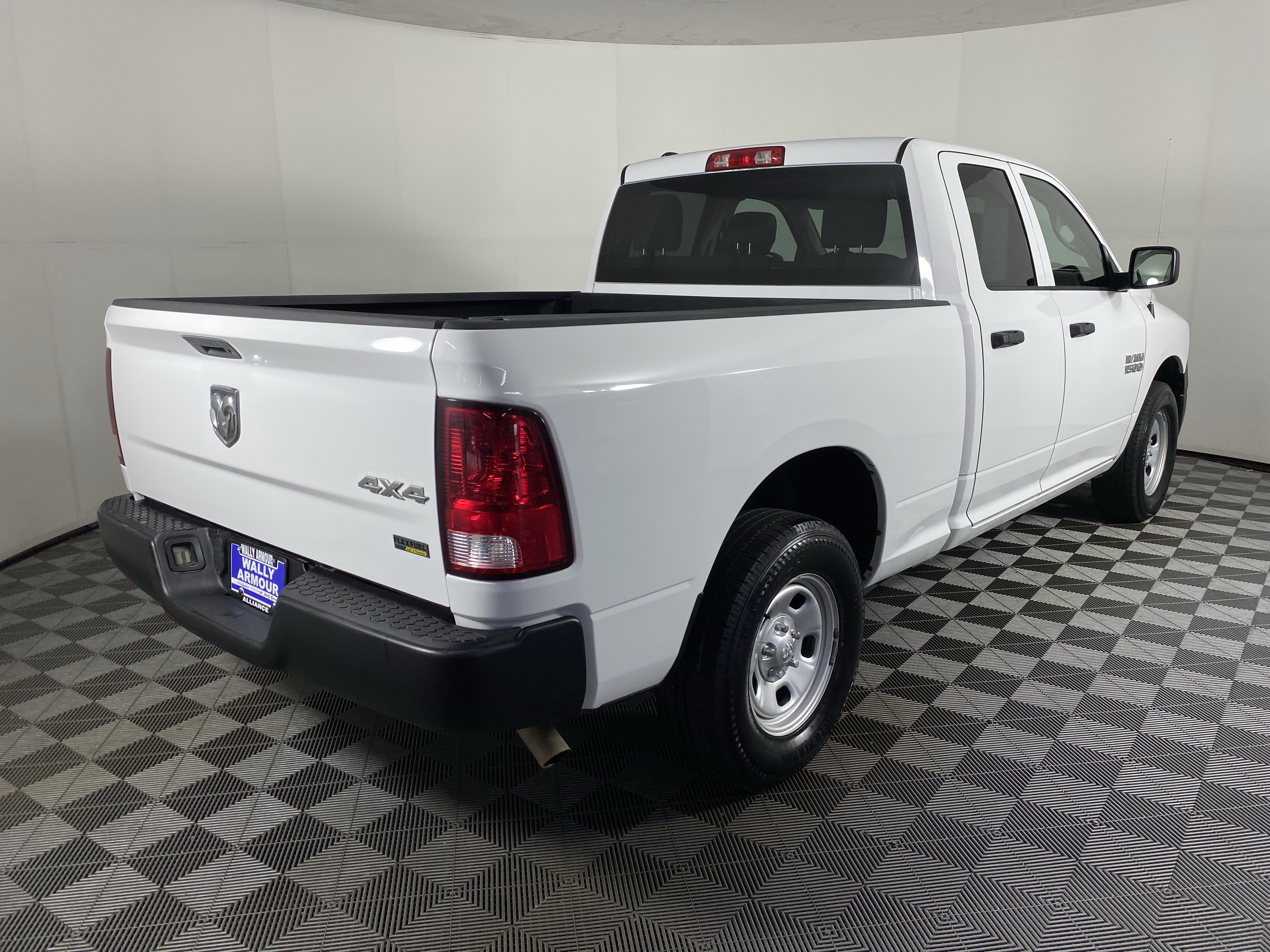 Used 2017 RAM 1500 Tradesman w/ Popular Equipment Group AWD/4WD image 5