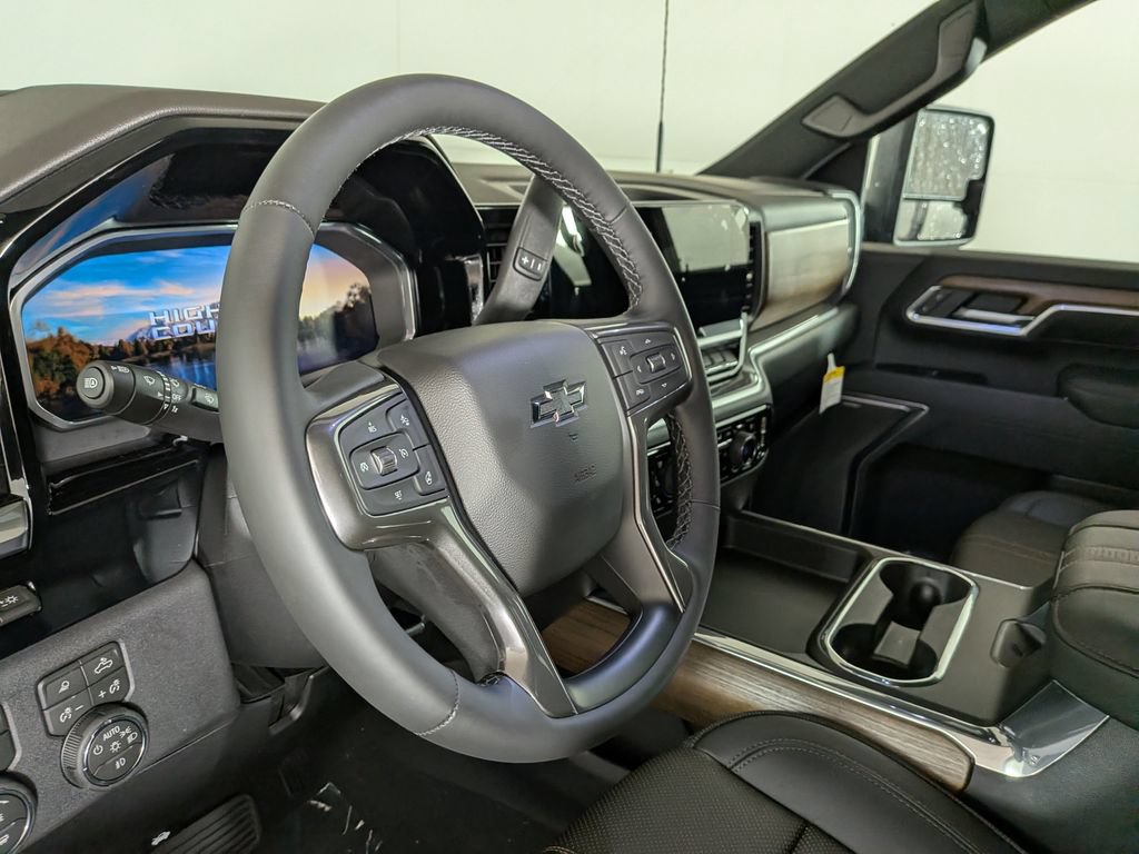New 2026 Chevrolet Silverado 2500 High Country w/ High Country Premium Package AWD/4WD image 18