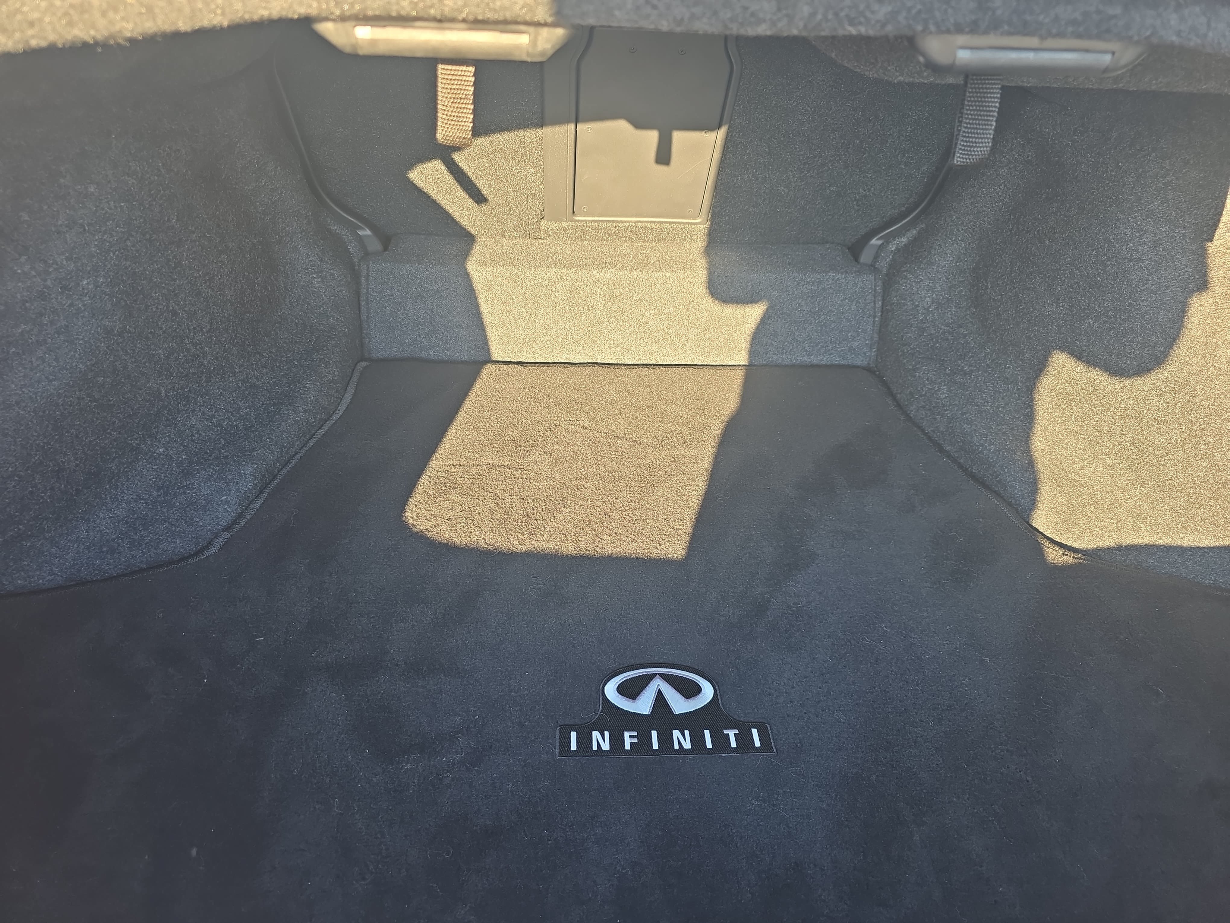 Used 2023 INFINITI Q50 Luxe w/ Cargo Package RWD image 14