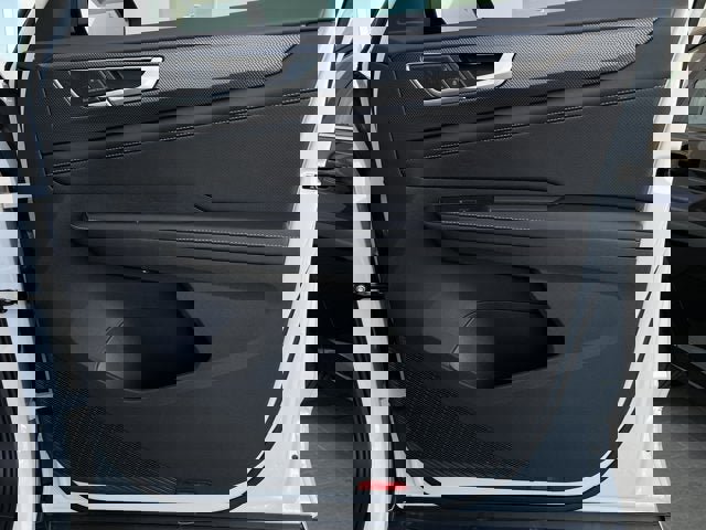 New 2025 Volkswagen Atlas Cross Sport SEL Premium R-Line image 19