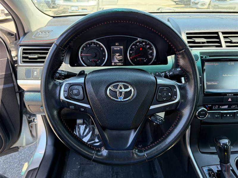 Used 2016 Toyota Camry XSE w/ Moonroof Package FWD image 30