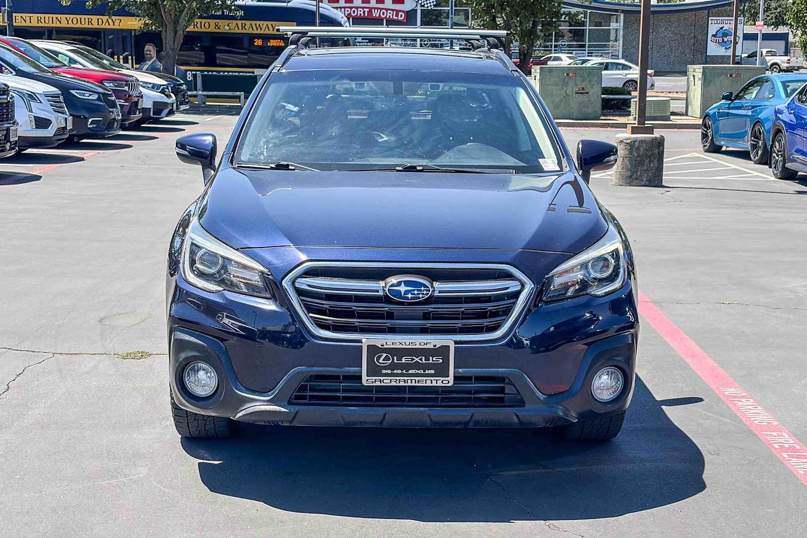 Used 2018 Subaru Outback 3.6R Touring w/ Popular Package #3 AWD/4WD image 6