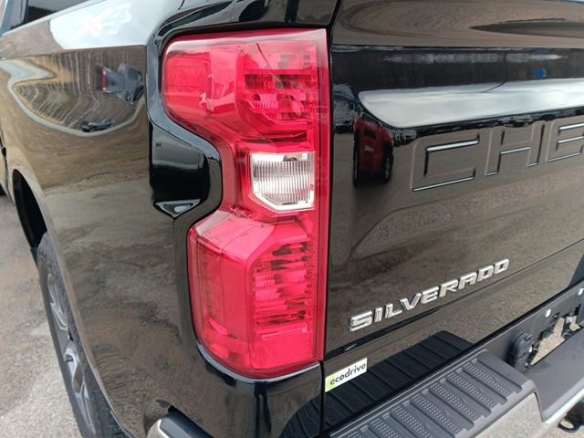 Used 2024 Chevrolet Silverado 1500 LT image 39
