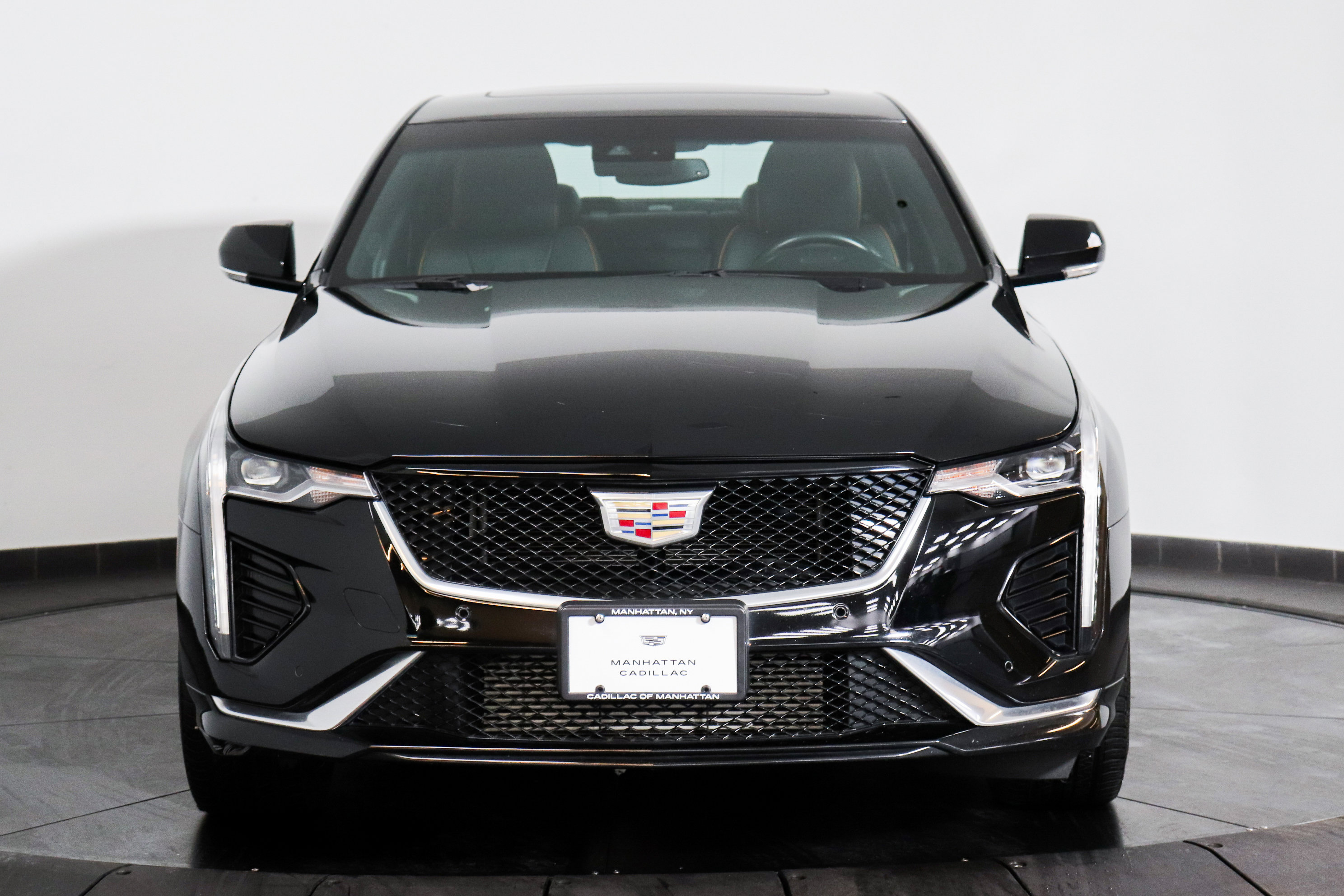 Used 2022 Cadillac CT4 Sport w/ Climate Package image 10