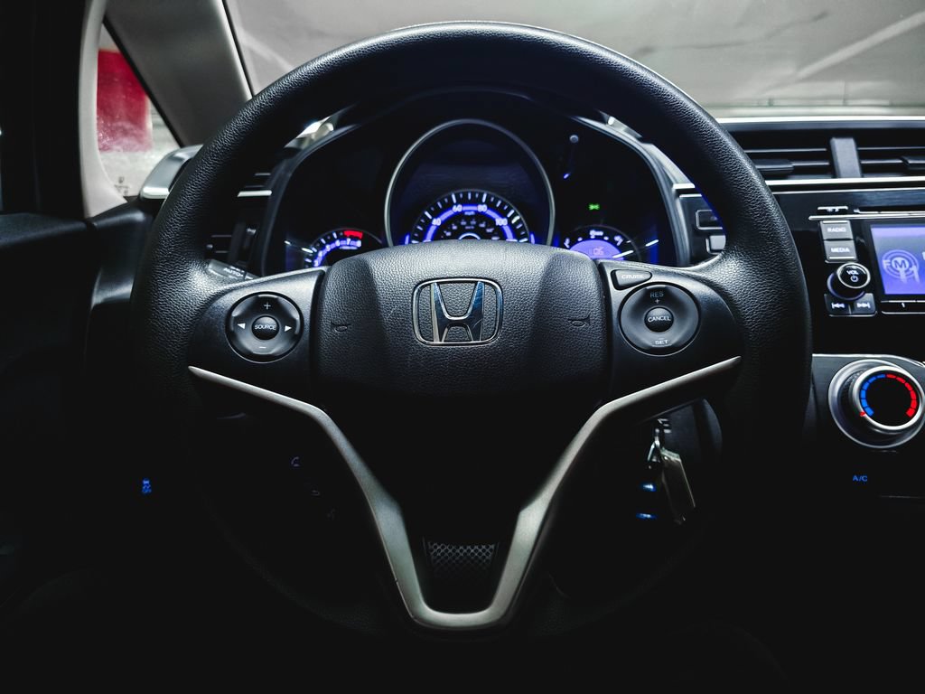 Used 2020 Honda Fit LX image 21