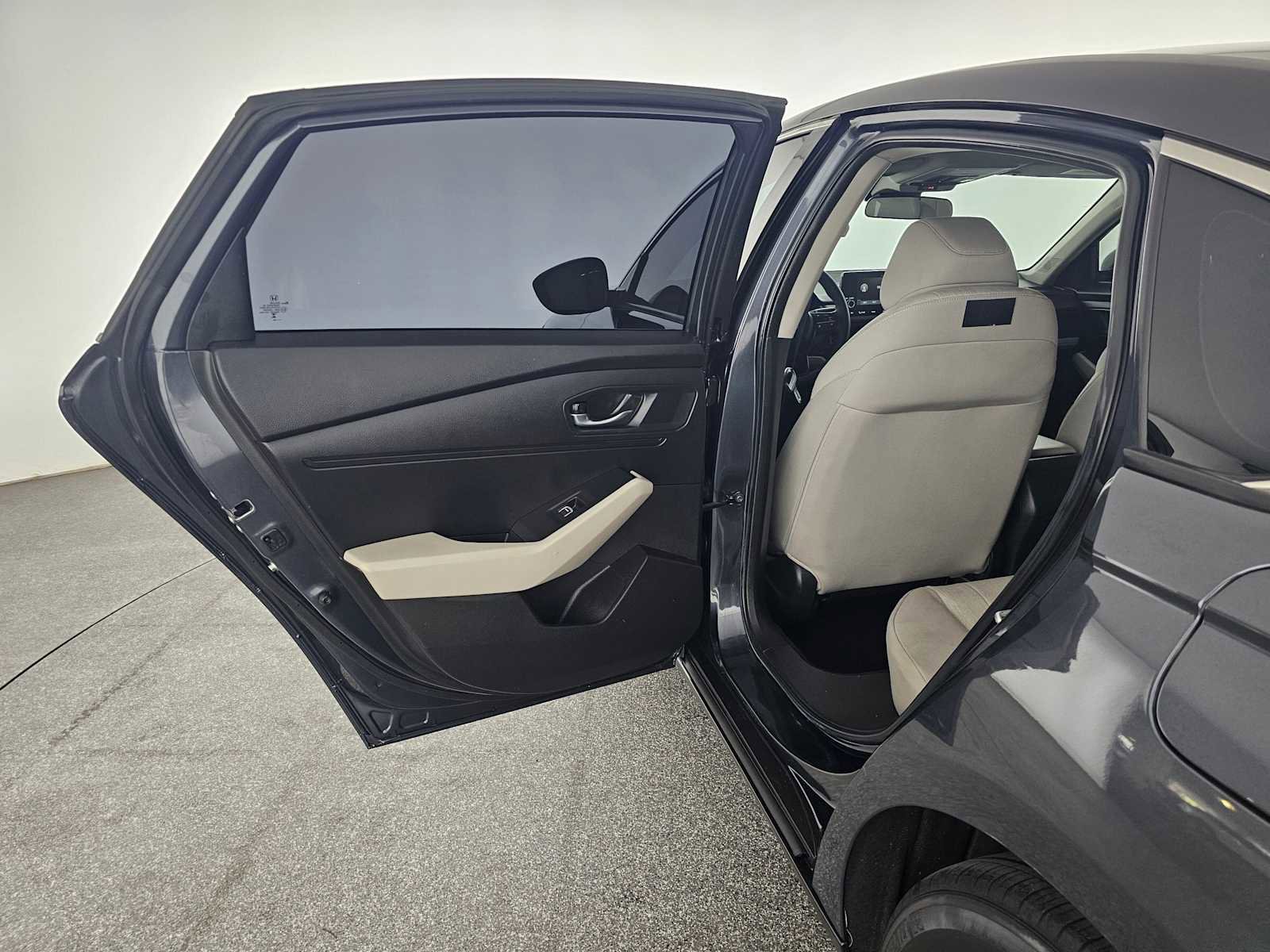 Used 2023 Honda Accord EX image 15