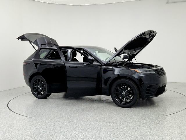 New 2026 Land Rover Range Rover Velar Dynamic SE image 10