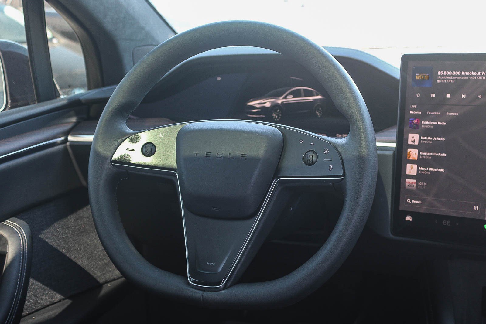 Used 2024 Tesla Model X AWD/4WD image 16