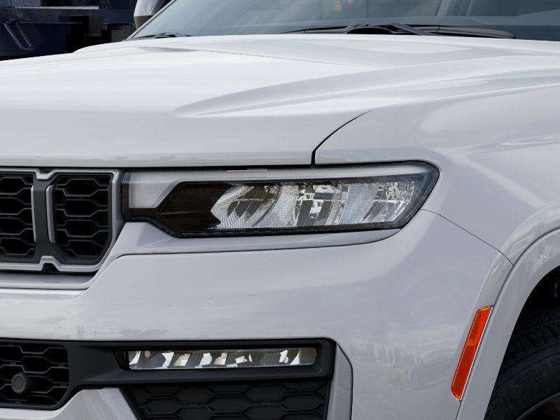 New 2026 Jeep Grand Cherokee L Limited image 12