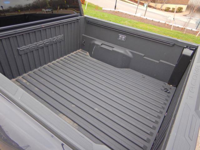 Used 2025 Toyota Tacoma TRD Off-Road image 14