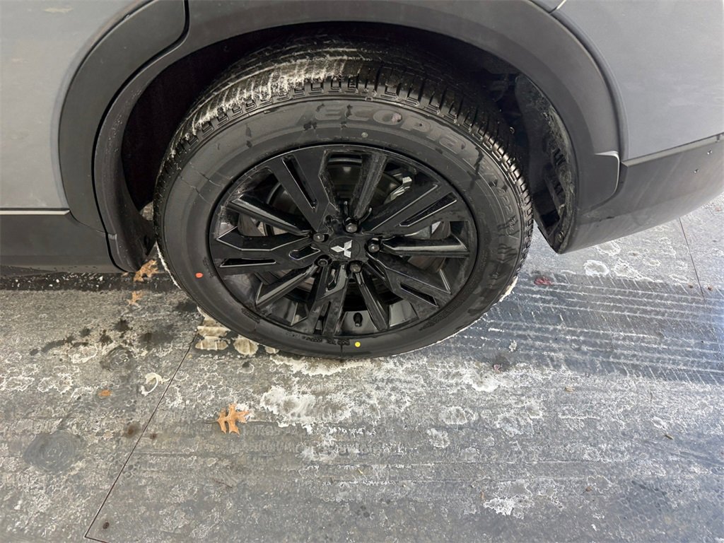 New 2026 Mitsubishi Eclipse Cross Black Edition image 35