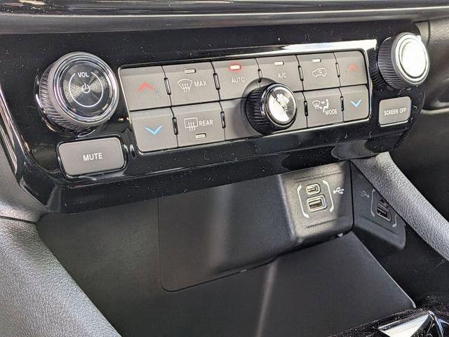 New 2026 Jeep Compass Trailhawk w/ Sun, Sound & Navigation Group image 22