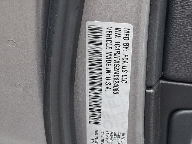 Certified 2021 Jeep Grand Cherokee Laredo X AWD/4WD image 28