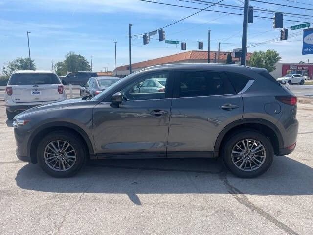 Used 2019 MAZDA CX-5 Touring FWD image 2