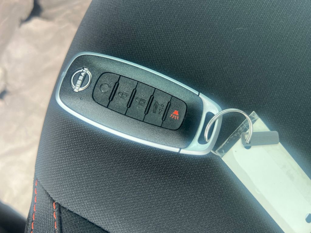 New 2025 Nissan Sentra SR image 28