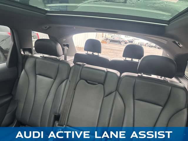 Used 2017 Audi Q7 3.0T Premium Plus w/ Premium Plus Package AWD/4WD image 25