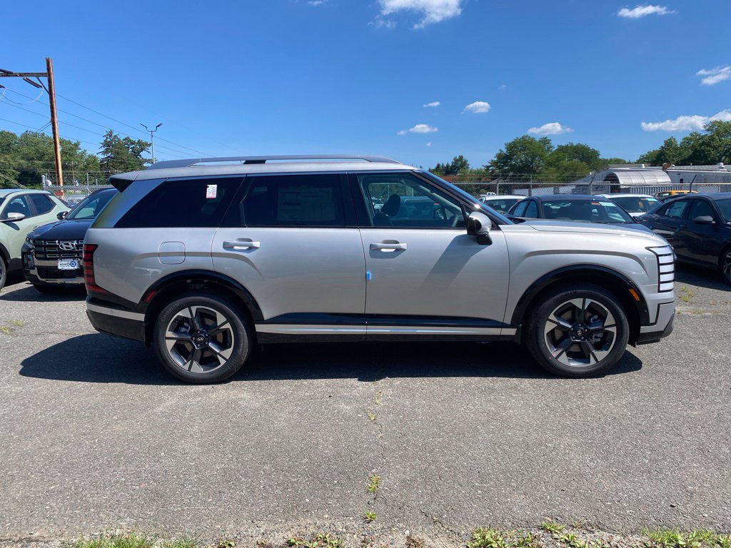 New 2026 Hyundai Palisade Limited AWD/4WD image 2