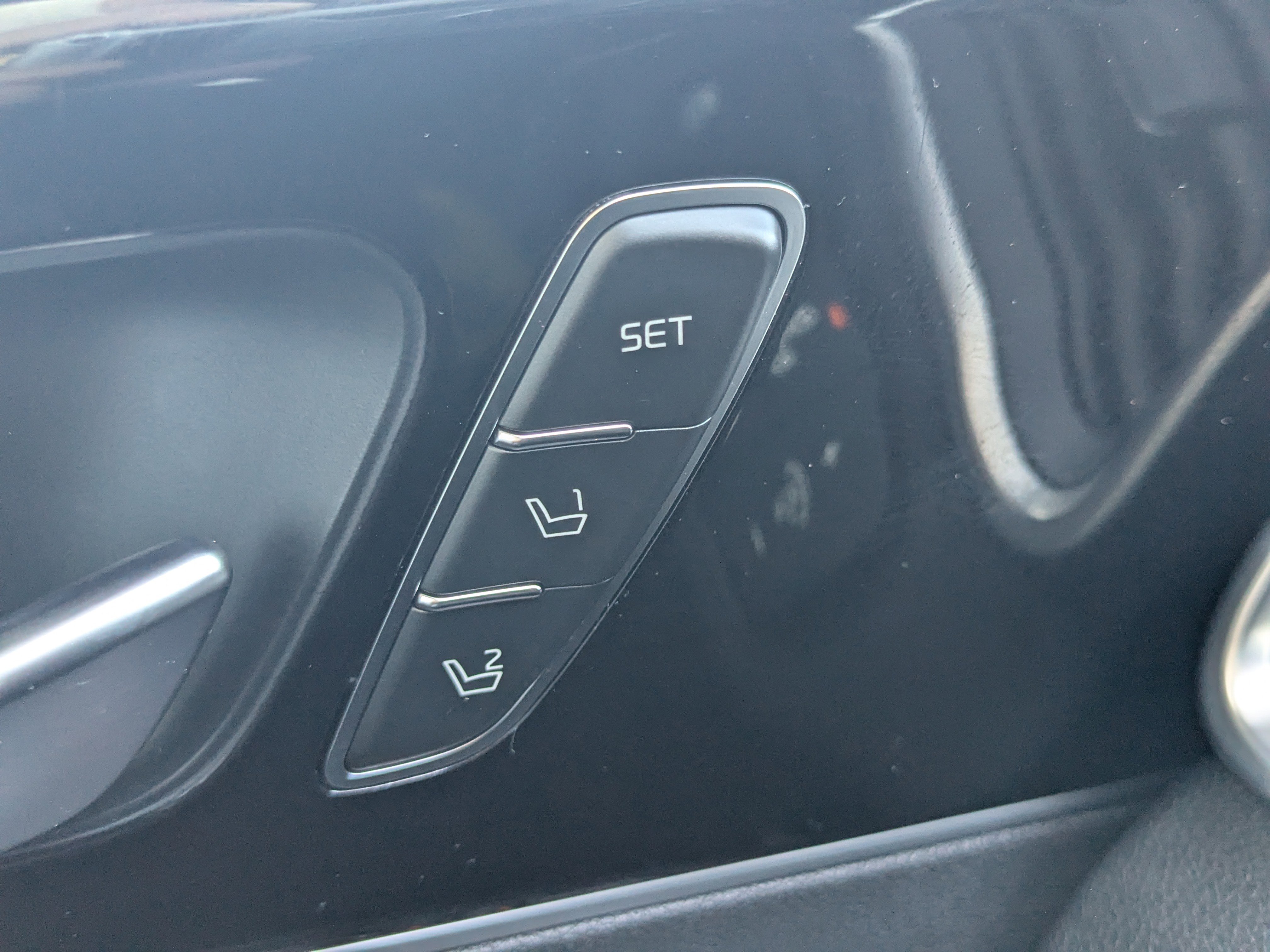 Used 2016 Kia Sorento SX w/ SXL Technology Package image 40