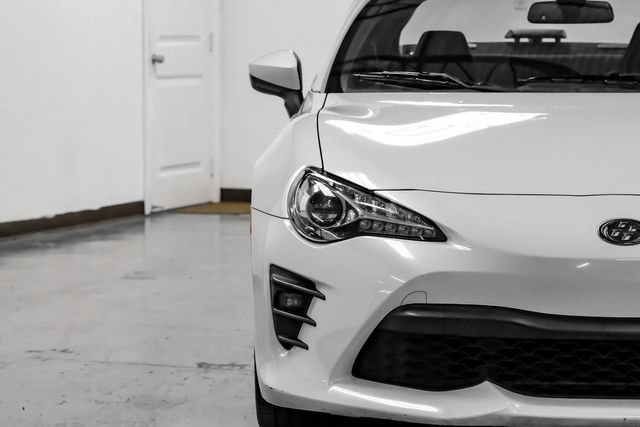 Used 2020 Toyota 86 RWD image 39