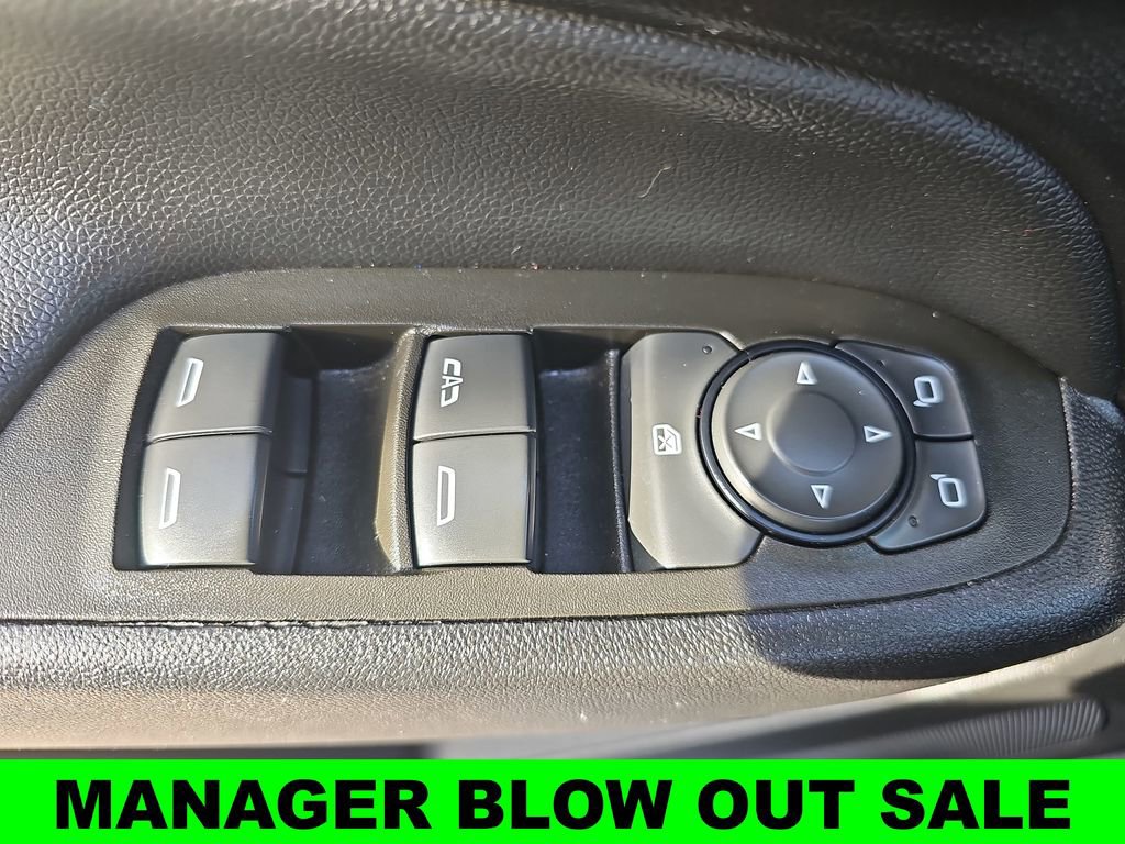 Used 2023 Chevrolet Equinox LT image 27