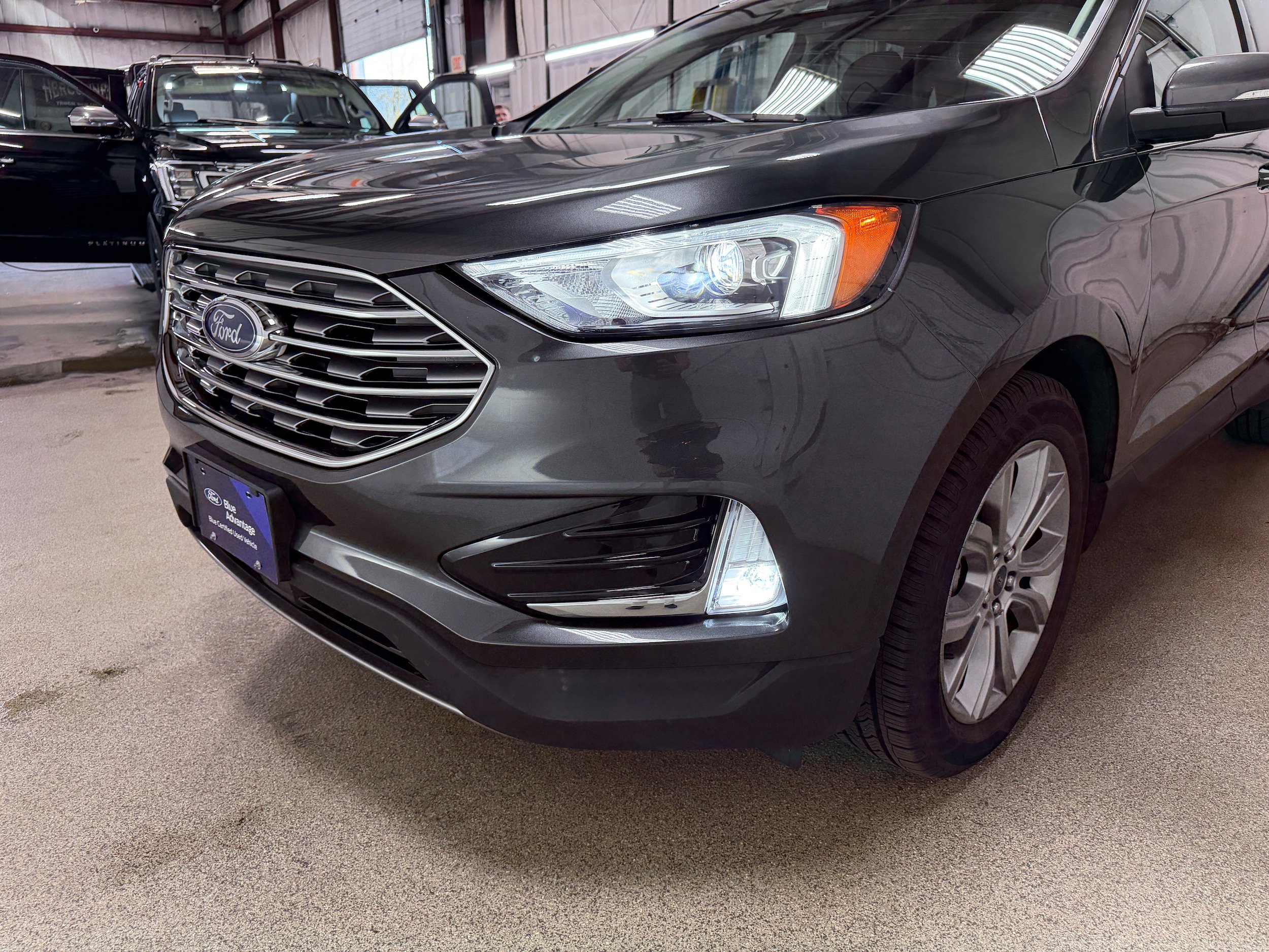 Certified 2019 Ford Edge Titanium w/ Cold Weather Package AWD/4WD image 35
