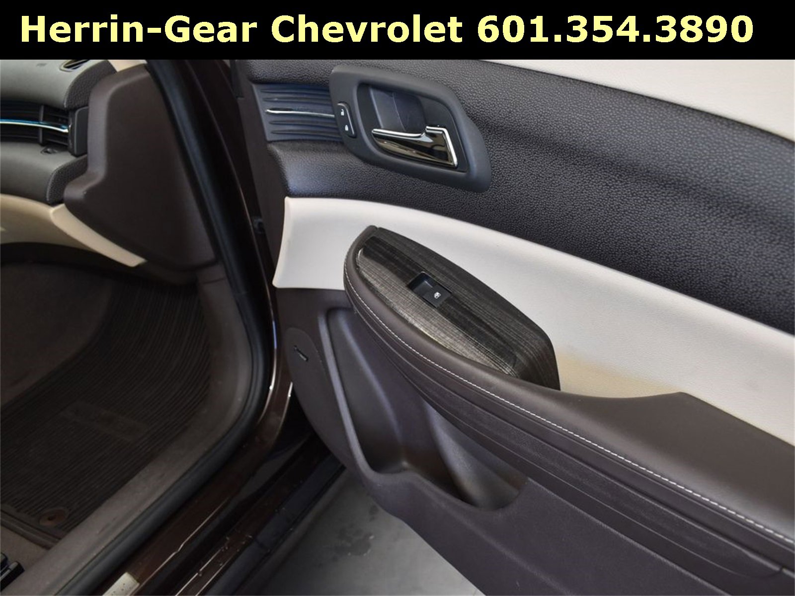 Used 2015 Chevrolet Malibu LT w/ Leather Package image 23