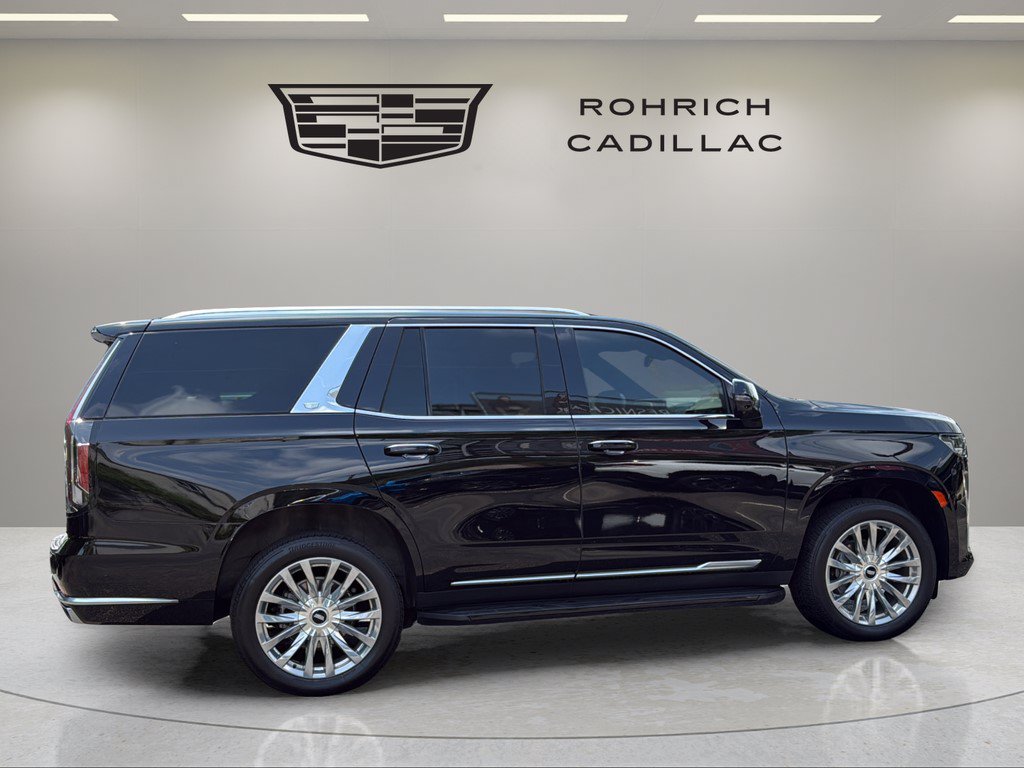 Certified 2024 Cadillac Escalade Premium Luxury w/ LPO, Floor Liner Package AWD/4WD image 4