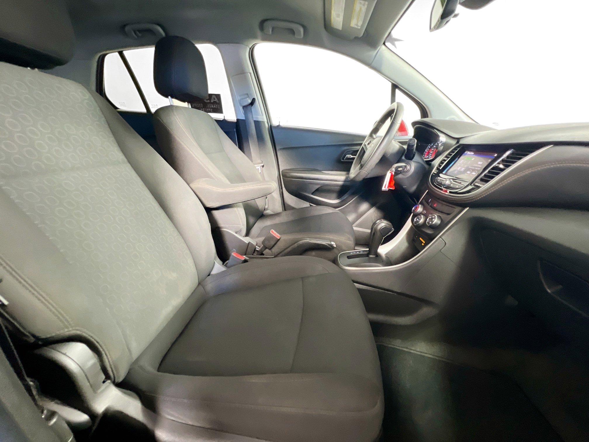 Used 2021 Chevrolet Trax LS w/ Tint and Cruise Package image 30