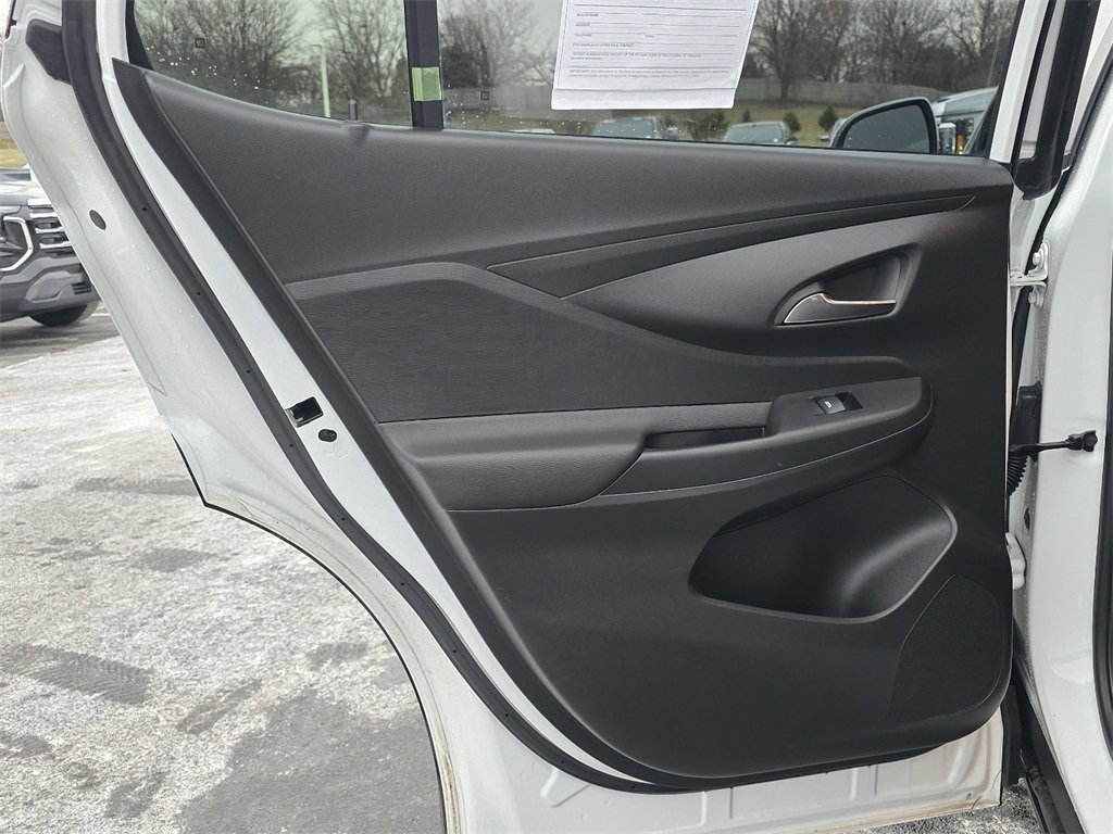 Certified 2025 Buick Envista Preferred image 22