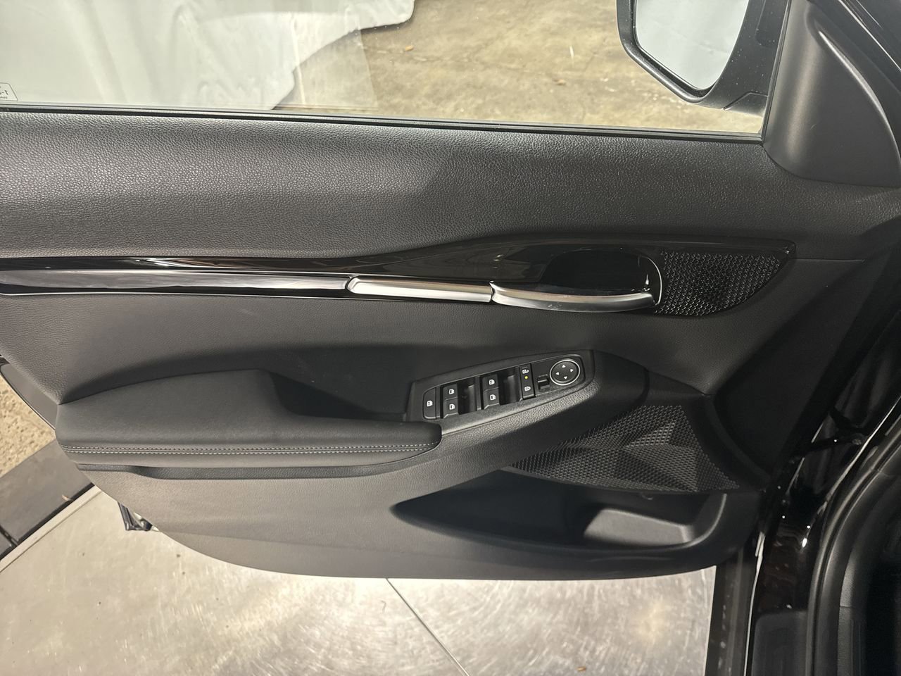 Certified 2025 Kia Seltos S image 18