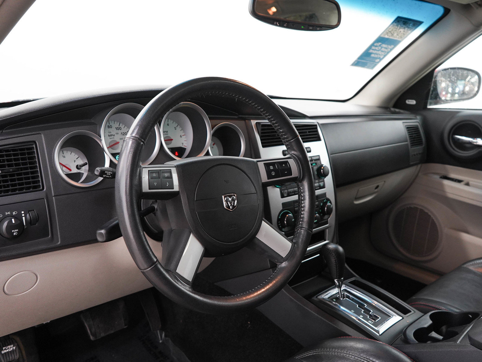 Used 2007 Dodge Magnum R/T w/ Road/Track Performance Group RWD image 23