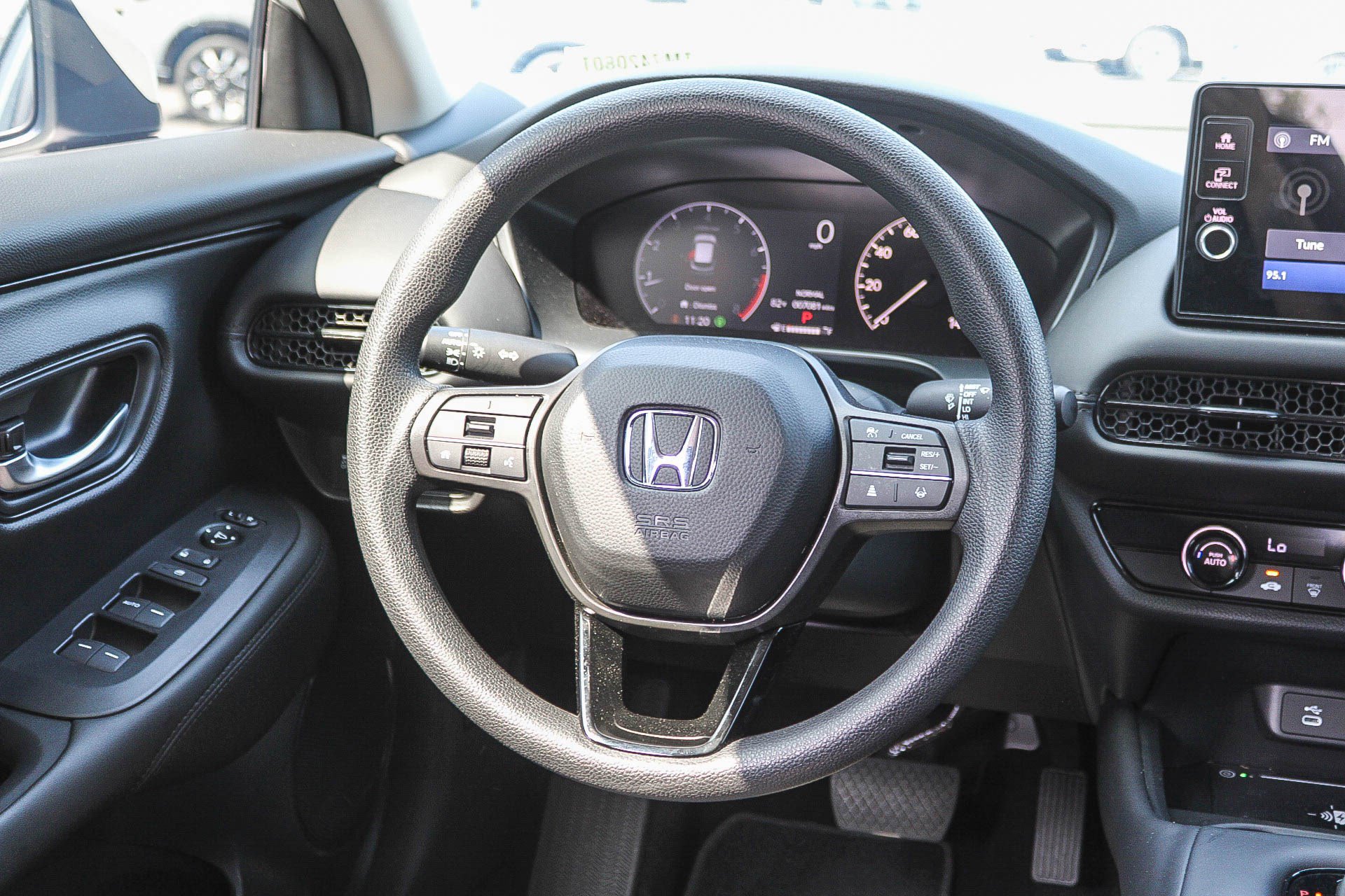 Used 2026 Honda HR-V LX image 17