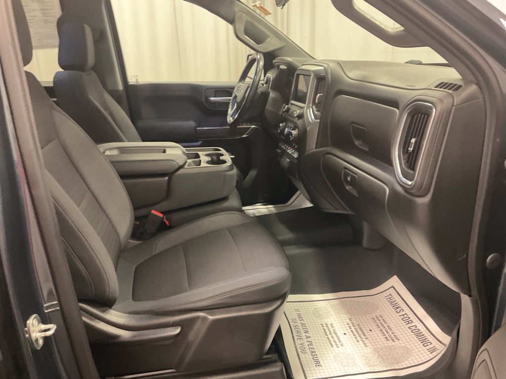 Used 2020 Chevrolet Silverado 1500 RST AWD/4WD image 25
