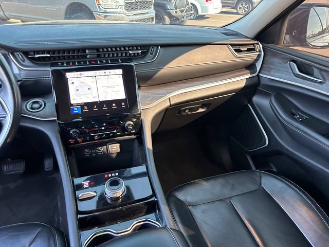Used 2021 Jeep Grand Cherokee L Limited AWD/4WD image 13